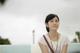陈妍希身价骤降，代言费缩减一半，佛系态度恐遭市场抛弃图片