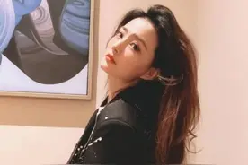 徐璐被分手后主页发生了变化，看到回应的一行字，张铭恩肠子悔青图片