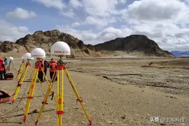 点赞｜唯一登顶珠峰的北斗高精度定位设备来自上海！有何技术绝活？图片