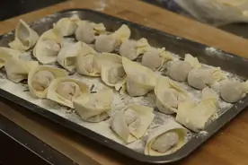 不管包饺子还是馄饨，牢记拌肉馅3个技巧，又香又嫩，好吃不腻图片