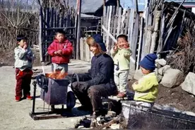 老话“穷不碰三艺，富不亲三人”啥意思？图片