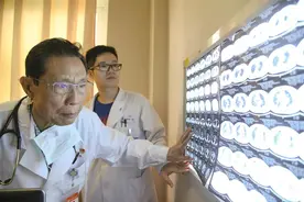 钟南山60年本科毕业的这所大学，不仅升为了985，还位列医学院第3图片