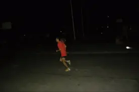 晚饭后跑步好还是早起跑步好！图片