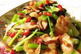 美食分享：石锅娃娃菜、三香炒肉、荷兰豆炒魔芋的简单做法图片