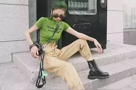 拒绝土味！2020最潮搭配，少不了这一条工装裤图片