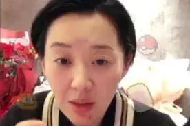 51岁许晴素颜难掩苍老，前男友个个是大咖，情史复杂没人敢娶图片