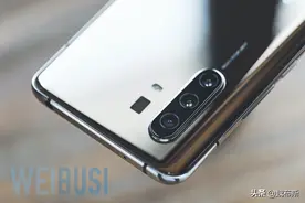 vivo X30 Pro 5G版 aw 联名限定版真机魏布斯上手纯瞎拍图片