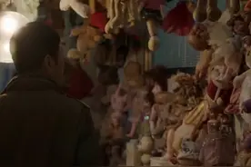 《摩天大楼》盲猜钟美宝被杀，除了通风管道，谢保罗的熊也看到了图片