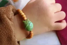 再不撸，3岁宝宝盘的串，都快赶上你了图片