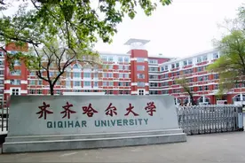 别了！考研段子手张雪峰离开北京了，聊聊他不愿提起的往事图片