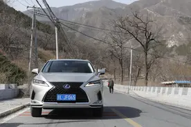 你会花费70万元享受雷克萨斯RX450hL带给你的豪华体验吗？图片