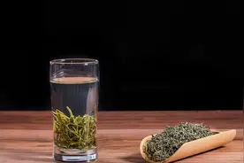 冬天不能用保温杯泡茶喝？冬天养生泡茶，这3个方法最有用图片