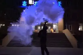 挑战泼水成冰频“翻车”！专家：室外高于-15℃就别试了图片