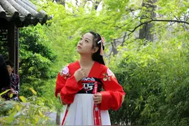 故事：新婚之夜，新郎却跑进了丫头房里，原来是另有隐情图片