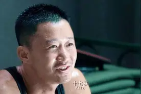 战狼：冷锋霸气侧漏，被美女灌酒，还称自己从没喝醉过视频封面