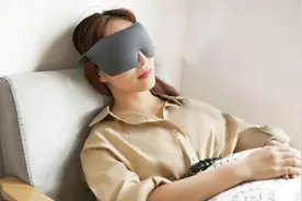 5分钟驱散疲劳！医学博士研发的酌西眼罩，戴上一觉睡到天亮图片