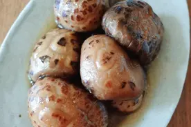 家常素菜窍门篇01—蚝油焖花菇图片