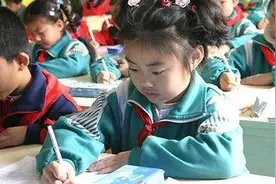 六年级上册语文第二单元测试卷，题目有点难，平均只有65分图片