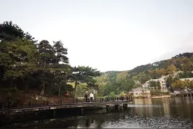 江西省九江市庐山庐山如琴湖图片