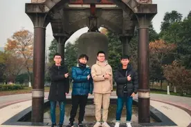 四川超牛学霸宿舍：斩获奖学金超8万，3人保研顶尖名校！图片