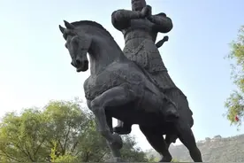 霍去病攻下4座重镇，汉武帝分别取4个大气名字，让中国受益2100年图片