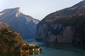 长江每天将鱼冲入大海，淡水鱼在海中无法存活，这些鱼都去哪了？图片