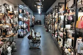南义乌北白沟，商家都在直播带货自救，南北差异为何这么大?图片
