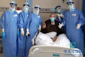 “男丁格尔”郑云鹏： 为了岁月静好 愿做负重前行之人图片