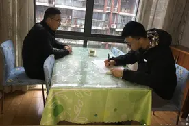 餐桌当课桌，家长监考官 宁波5000余名高三生在家模考图片