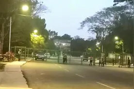中国驻缅甸使馆提醒华人企业，员工尽量不要出门，不要去看热闹，有网络条件的每天在工作群报个平安图片
