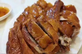 藏匿在广州江南西，89年开业到现在的街坊大排档老店，老广最喜欢图片