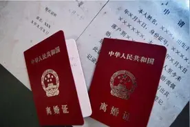 追求利益的男子为了“富家女”抛弃糟糠之妻，多年后后悔不已图片