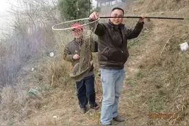 “漂流钓”钓黑鱼，简单易学，深度解析这种土得掉渣的老钓法图片
