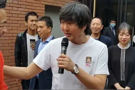 王大治近照曝光，胡子拉碴面容憔悴，新店开业，好友孙浩现身捧场图片