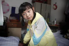 幼女患病父母生二胎悄然出走，奶奶捡废品坚持治疗孙女：怕遭天谴图片