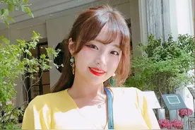 肉肉韩国美女Coco写真自拍一图片