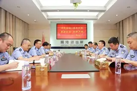 陆翔同志到掘港派出所、刑警五中队、看守所、 拘留所调研指导图片