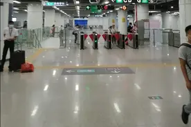 深圳地铁6号线终于开通了，特意去逛了一下！图片