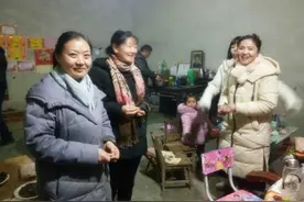 过年置办年货买瓜子注意了！商贩：坏的“瓜子”不给自家孩子吃图片