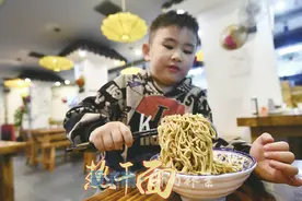 它回来了！时隔72天，济南重新遇见热干面图片