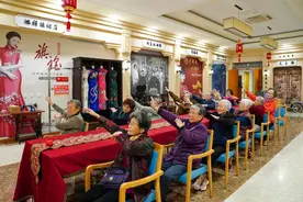 这群80岁+的老年人因为跳舞，成了短视频界的“网红”图片