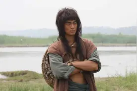 他是唯一能看透梁山结局的人，成功离开宋江后，在东南亚建国称帝图片