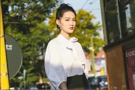 今夏流行“衬衫+半身裙”！以风潮的搭配方式，造就精致的时尚感图片