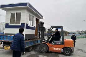 守住门、管住人，浦东宣桥合力织起防疫网图片
