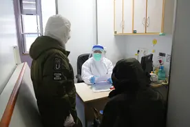 武汉亚心医院恢复普通门诊：“三道防线”确保就诊安全，急诊24小时开放图片
