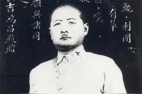 爱国将领吉鸿昌：国破尚如此，我何惜此头图片