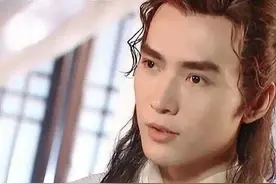 一婚被妻子戴绿帽，二婚冷战两年又离了，焦恩俊成了第2个贾乃亮图片