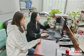 菏泽大学生自制牡丹“二次元”表情包被网友热捧图片