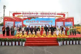 “脱贫致富奔小康，颂歌献给共产党”——四川省文艺志愿者惠民巡演走进前锋岳池北川图片