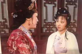 林黛玉进贾府，两个舅舅避而不见是轻慢她？想多了图片